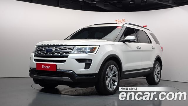 Ford Explorer 2.3 Limited 4WD 5th
