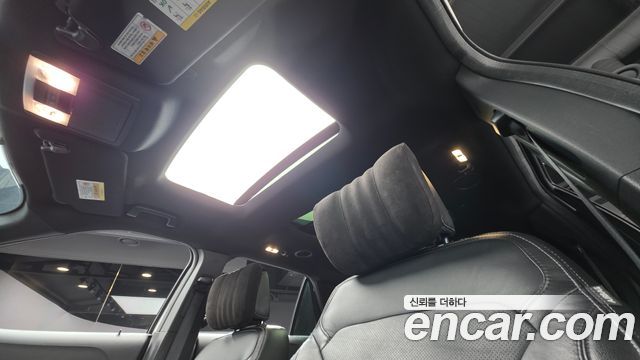 Ford Explorer 2.3 Limited 4WD 5th 2018 — фото 11