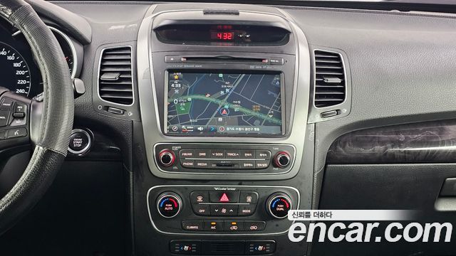 Kia Sorento R Diesel 2.0 2WD Limited 2013 — фото 14