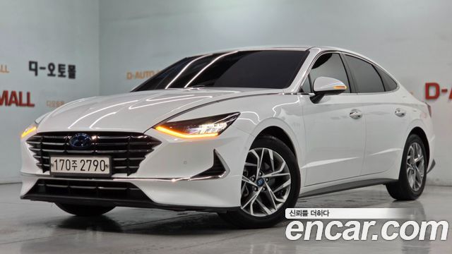 Hyundai Sonata (DN8) 2.0 Premium Family