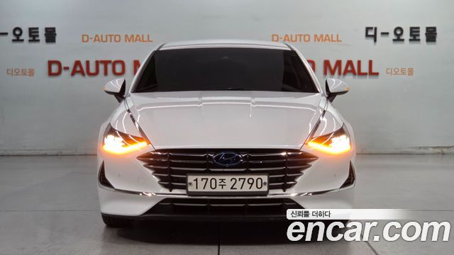 Hyundai Sonata (DN8) 2.0 Premium Family 2020 — фото 2