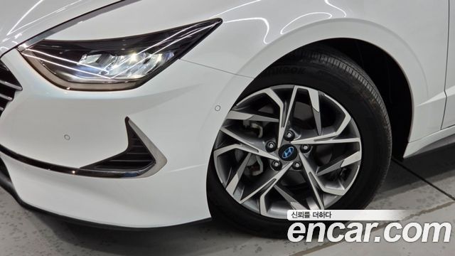 Hyundai Sonata (DN8) 2.0 Premium Family 2020 — фото 3