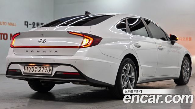Hyundai Sonata (DN8) 2.0 Premium Family 2020 — фото 4