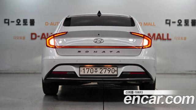 Hyundai Sonata (DN8) 2.0 Premium Family 2020 — фото 5