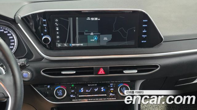 Hyundai Sonata (DN8) 2.0 Premium Family 2020 — фото 17