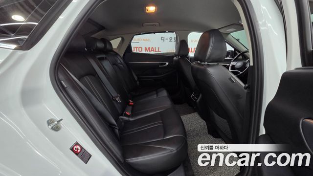 Hyundai Sonata (DN8) 2.0 Premium Family 2020 — фото 22
