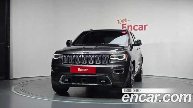 Jeep Grand Cherokee 3.6 Overland WK2 2019 — фото 3