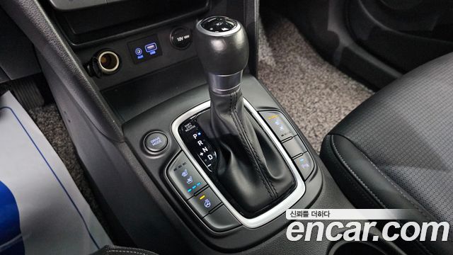 Hyundai Kona 1.6 Turbo 2WD Premium 2018 — фото 9
