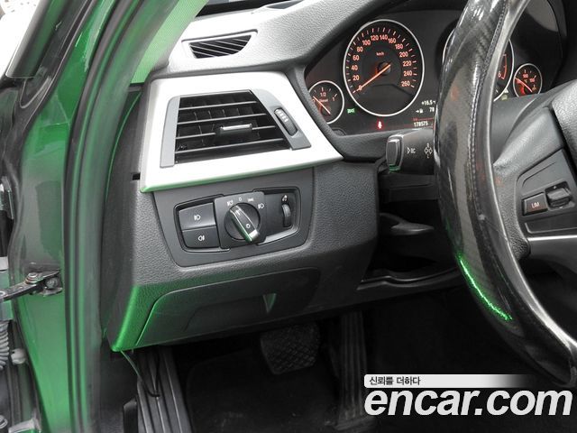 BMW 3 Series (F30) 320d ED Edition 2015 — фото 19