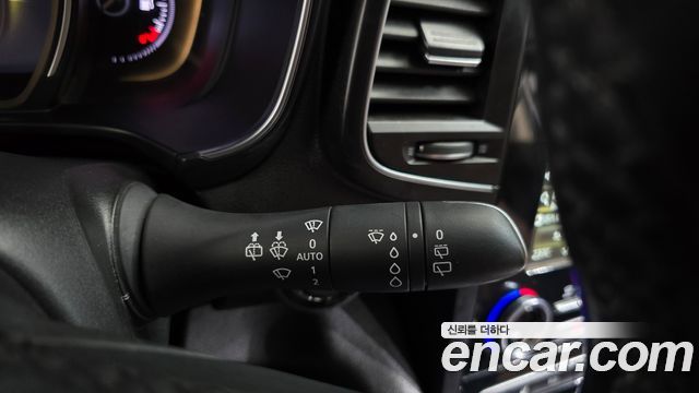Renault Korea QM6 Gasoline 2WD RE Signature 2019 — фото 24