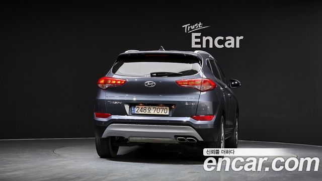 Hyundai Tucson Diesel 2.0 2WD Premium 2018 — фото 4