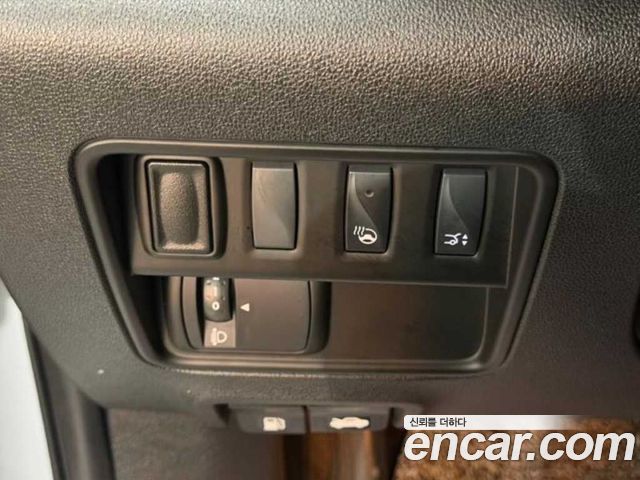 Renault Korea QM6 2.0 LPe RE Signature 2WD 2020 — фото 17