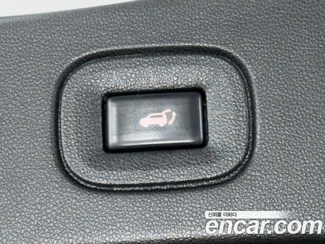 Renault Korea QM6 2.0 LPe RE Signature 2WD 2020 — фото 22