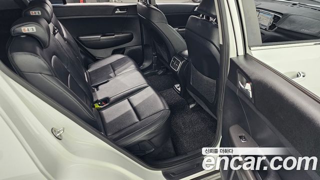 Kia Sportage (IV) Diesel 1.7 2wd Noblesse 2018 — фото 11