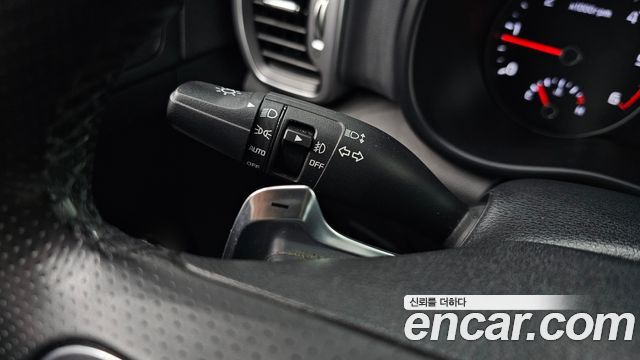 Kia Sportage (IV) Diesel 1.7 2wd Noblesse 2018 — фото 28