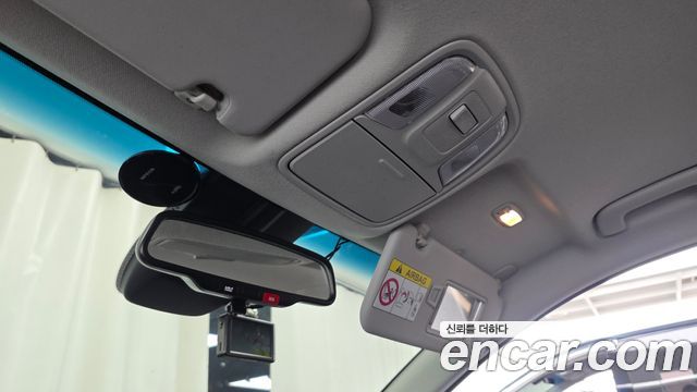 Kia Niro 1.6 HEV Prestige 2022 — фото 26