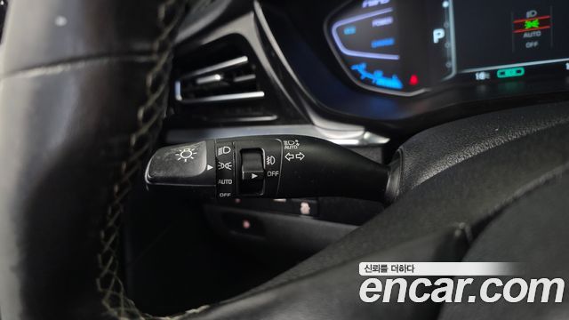 Kia Niro 1.6 HEV Prestige 2022 — фото 29