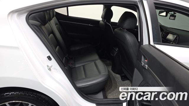 Hyundai Avante (AD) 1.6 Style 2019 — фото 12