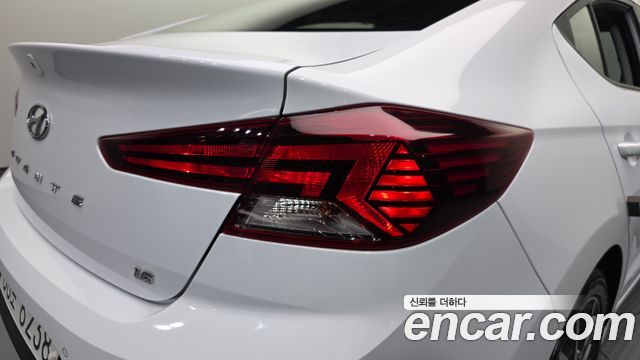 Hyundai Avante (AD) 1.6 Style 2019 — фото 23
