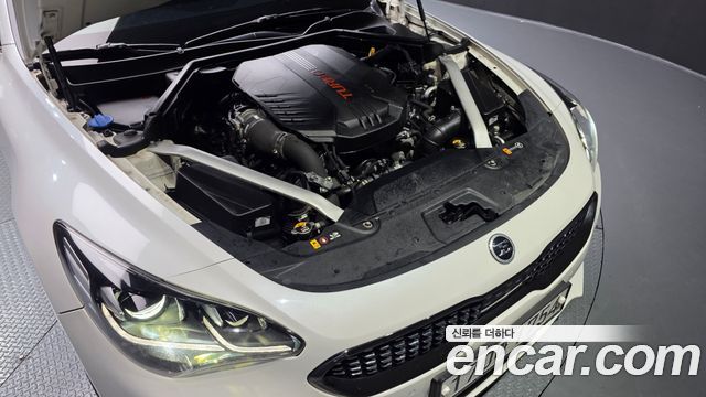 Kia Stinger 3.3 Turbo AWD GT 2018 — фото 6