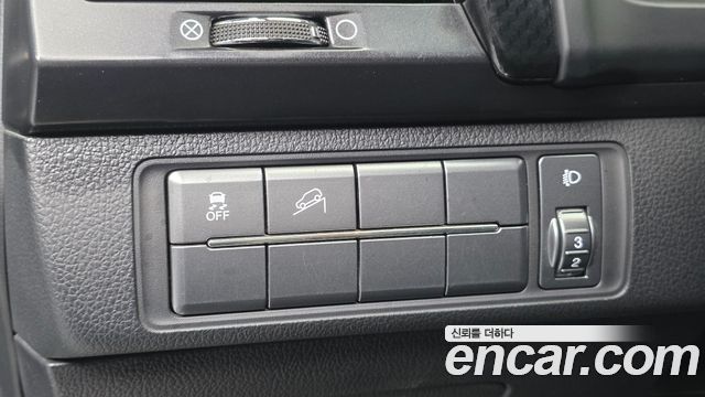 KG Mobility (SsangYong) Rexton Sports Diesel 2.2 2WD Prestige 2020 — фото 13