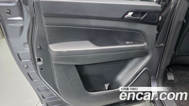 KG Mobility (SsangYong) Rexton Sports Diesel 2.2 2WD Prestige 2020 — фото 25