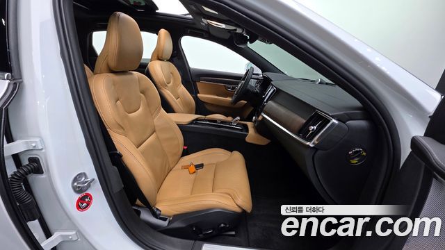 Volvo S90 B5 Ultimate Bright 2023 — фото 10