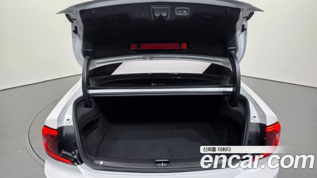 Volvo S90 B5 Ultimate Bright 2023 — фото 32