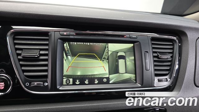 Kia Carnival 9-seater Noblesse 2018 — фото 15