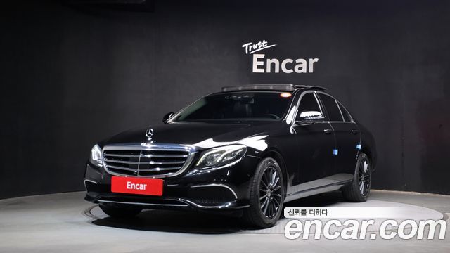 Mercedes-Benz E-Class (W213) E300 4MATIC EX Intelligent Drive