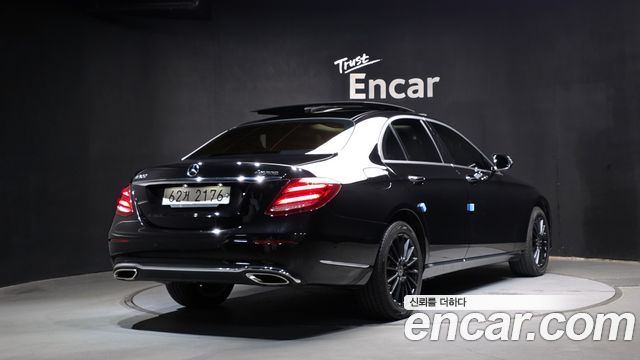 Mercedes-Benz E-Class (W213) E300 4MATIC EX Intelligent Drive 2017 — фото 2