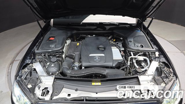 Mercedes-Benz E-Class (W213) E300 4MATIC EX Intelligent Drive 2017 — фото 6