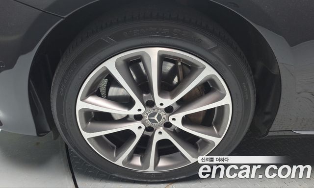 Mercedes-Benz E-Class (W213) E300 4MATIC Avnatgarde 2019 — фото 5