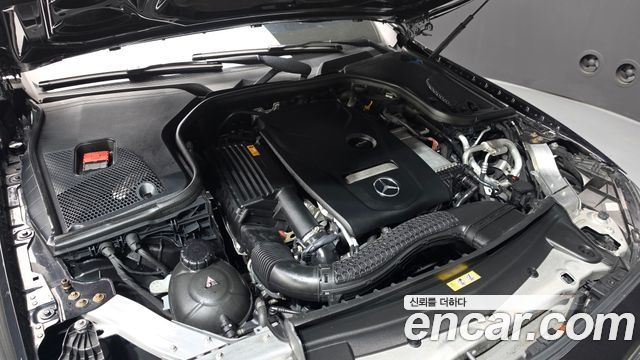 Mercedes-Benz E-Class (W213) E300 4MATIC Avnatgarde 2019 — фото 6
