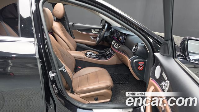 Mercedes-Benz E-Class (W213) E300 4MATIC Avnatgarde 2019 — фото 26