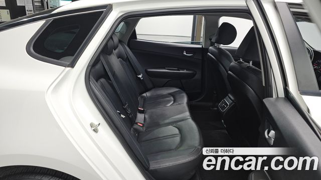 Kia K5 (II) 2.0 LPI Rental Car Luxury 2020 — фото 11