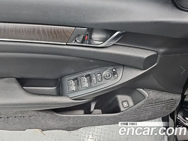 Honda Accord (X) 1.5 Turbo 2019 — фото 21