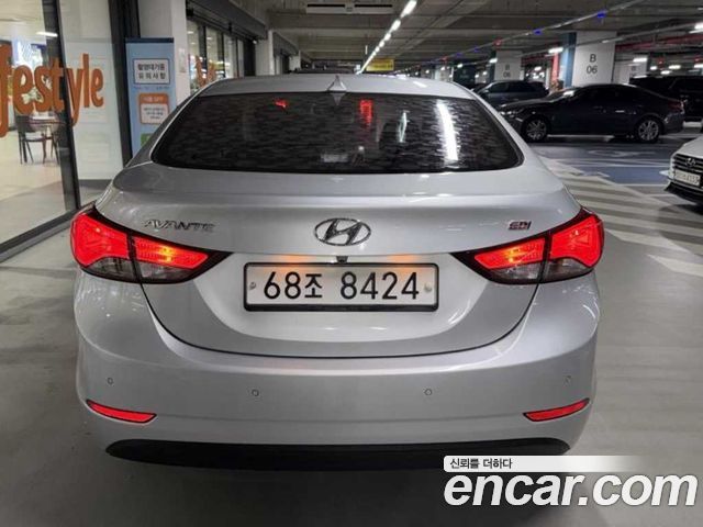 Hyundai Avante 1.6 GDi Style 2014 — фото 5