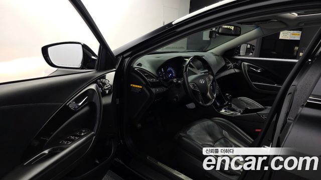 Hyundai Grandeur (HG) HG300 Premium 2014 — фото 10