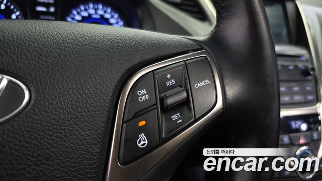 Hyundai Grandeur (HG) HG300 Premium 2014 — фото 16