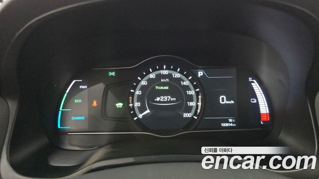 Hyundai Ioniq Electric N 2017 — фото 8
