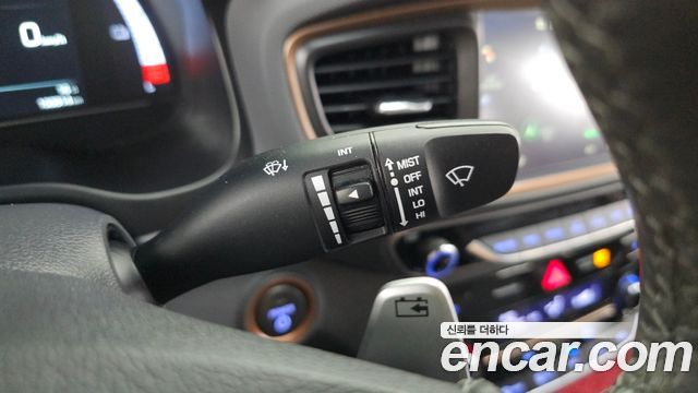 Hyundai Ioniq Electric N 2017 — фото 27