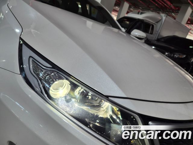 Kia K5 Hybrid Noblesse 2012 — фото 17
