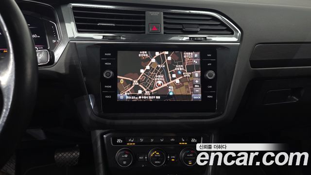 Volkswagen Tiguan Allspace 2.0 TDI Prestige 2020 — фото 12