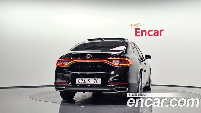 Hyundai Grandeur (IG) 2.4 Premium 2018 — фото 4