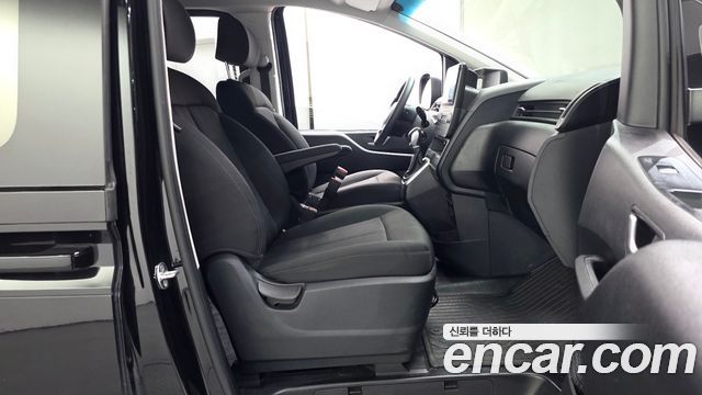 Hyundai Staria Cargo 5-Seater Smart 2022 — фото 26