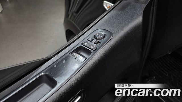 Hyundai Staria Cargo 5-Seater Smart 2022 — фото 27