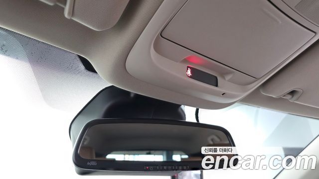 Renault Korea QM6 2.0 LPe RE Signature 2WD 2023 — фото 19