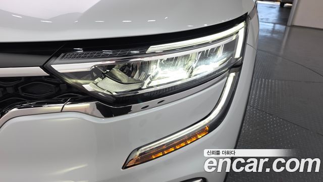 Renault Korea QM6 2.0 LPe RE Signature 2WD 2023 — фото 22