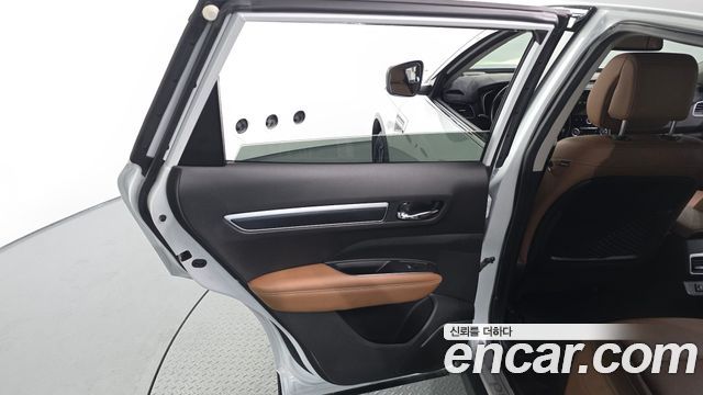 Renault Korea QM6 2.0 LPe RE Signature 2WD 2023 — фото 25